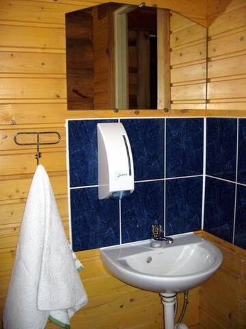 Фото номера Дом с 3 спальнями Дома для отпуска Guest House Kalniņi г. Карли 60